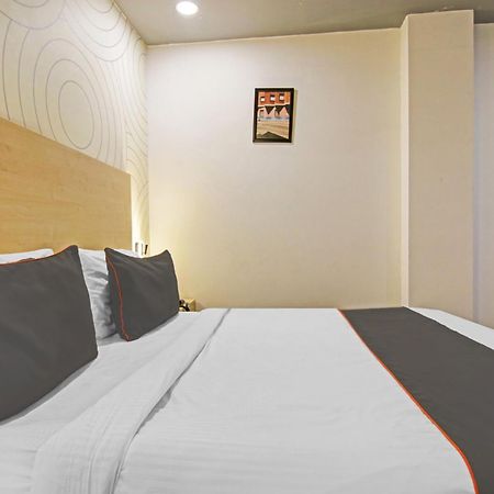 Collection O Slf Mall Sector 30 Hotell Faridabad Exteriör bild