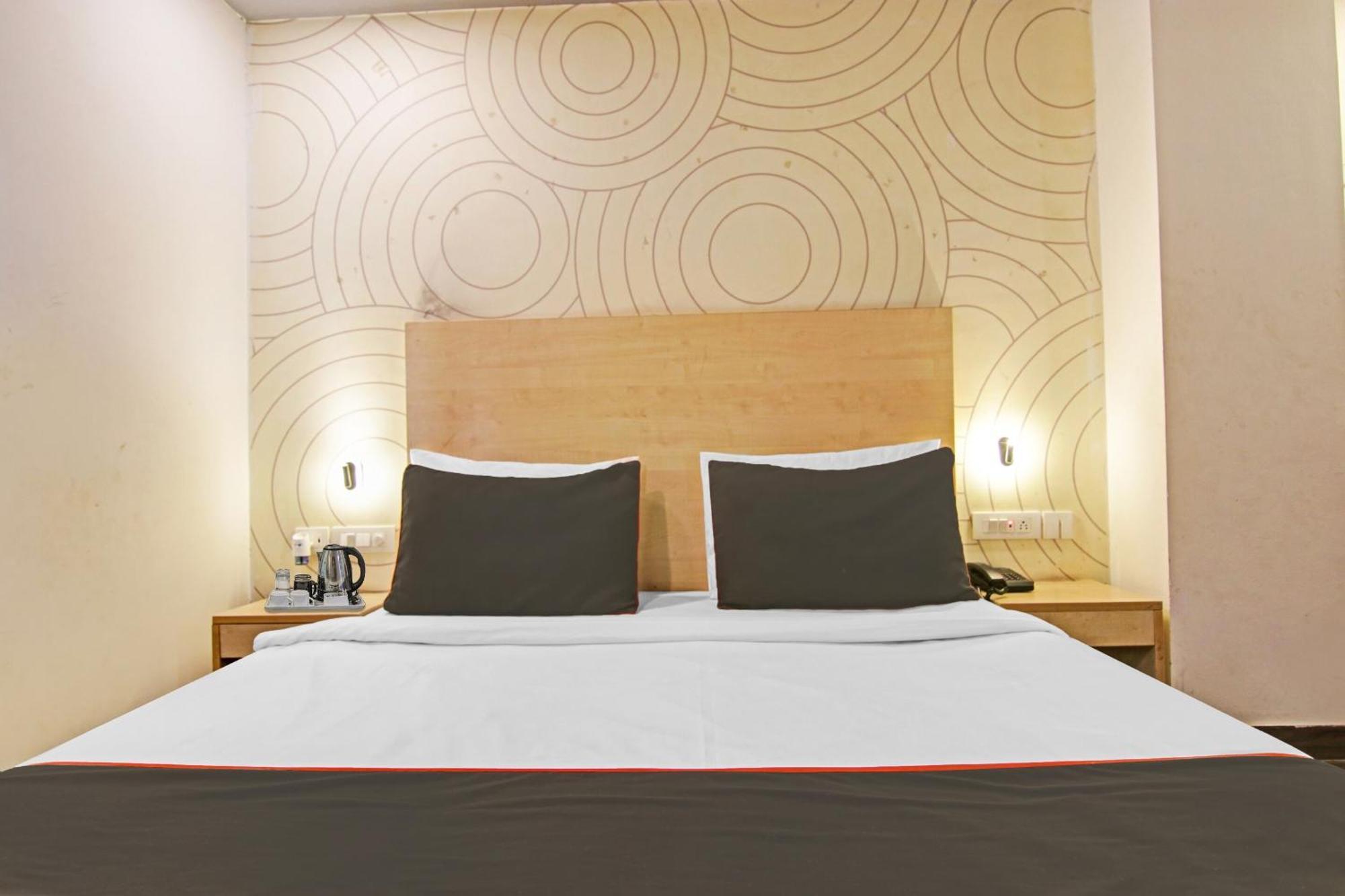Collection O Slf Mall Sector 30 Hotell Faridabad Exteriör bild
