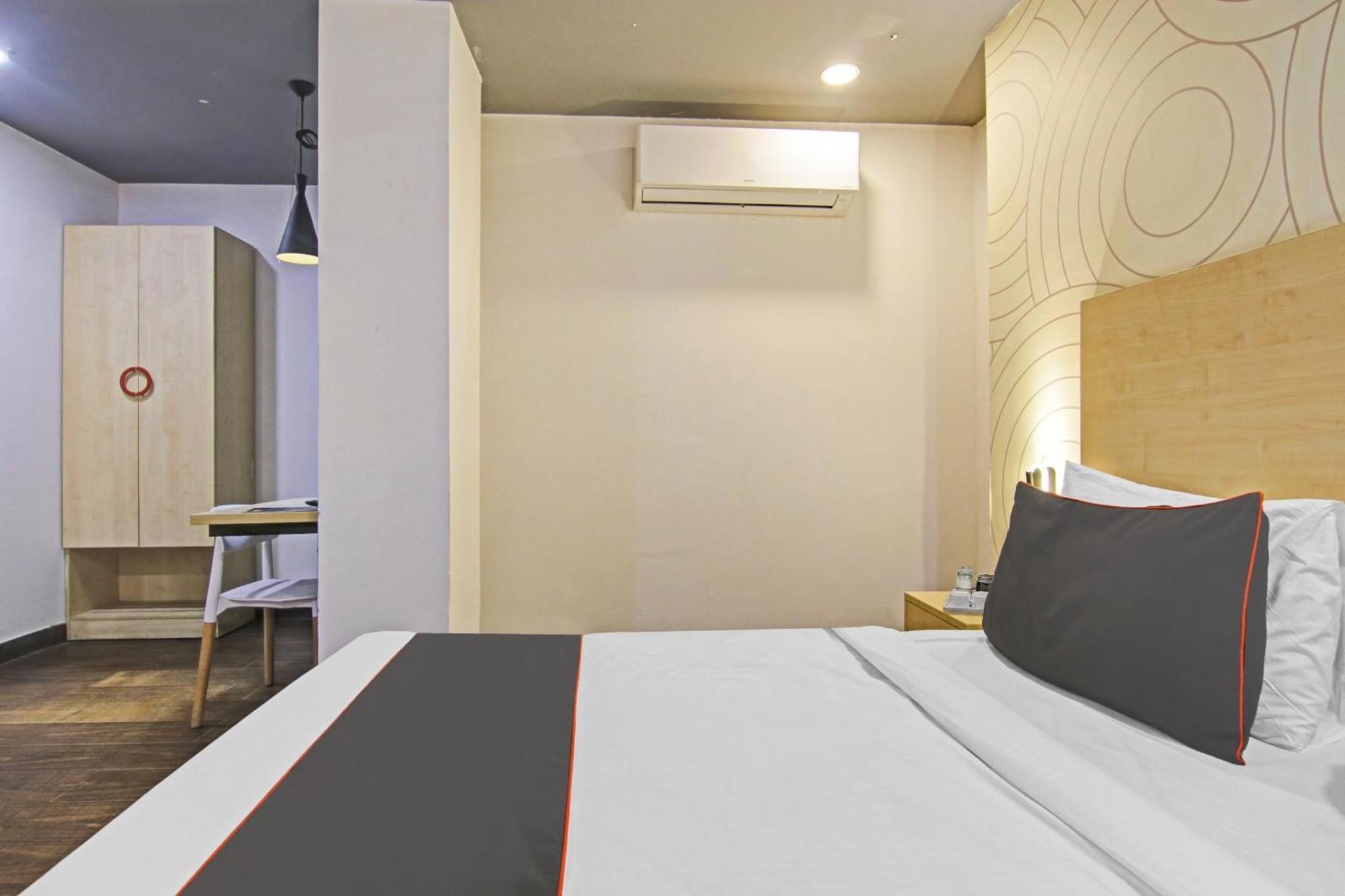 Collection O Slf Mall Sector 30 Hotell Faridabad Exteriör bild